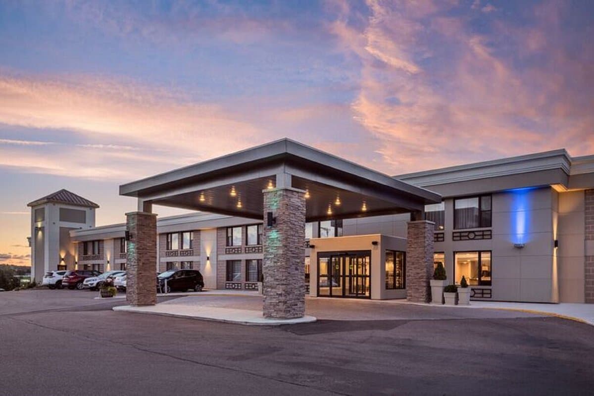 Holiday Inn Express & Suites Charlottetown By IHG