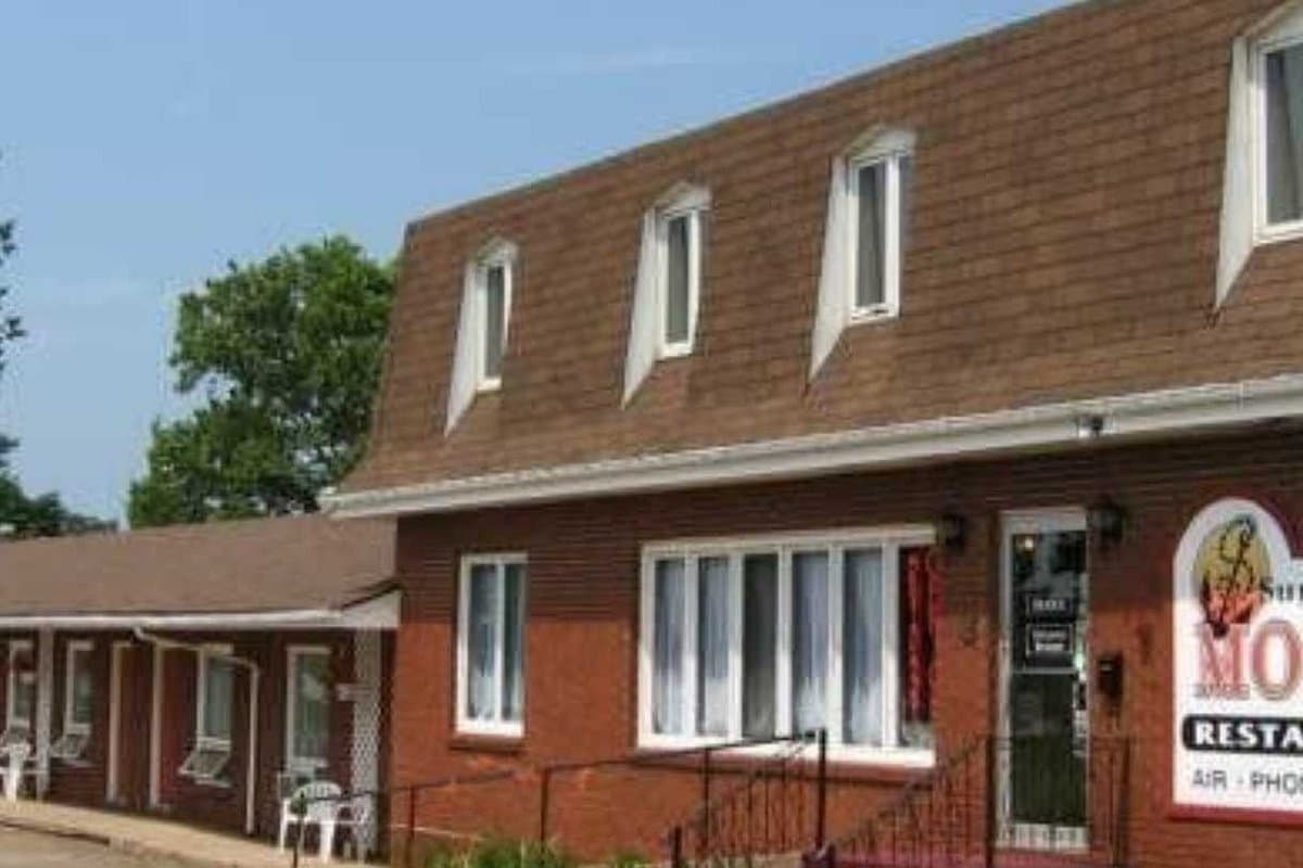 Summerside Motel